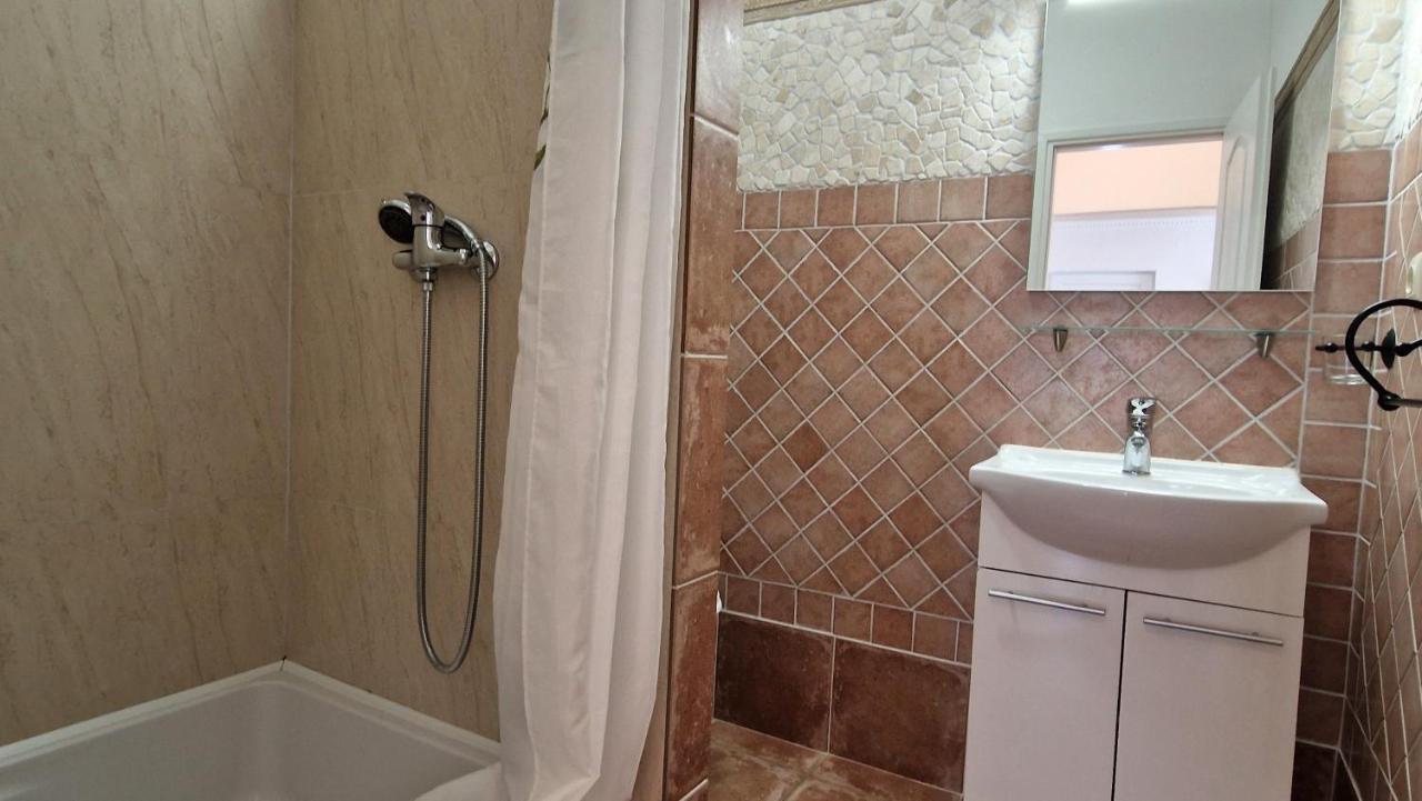 Apartment Damijan คิร์ก ภายนอก รูปภาพ